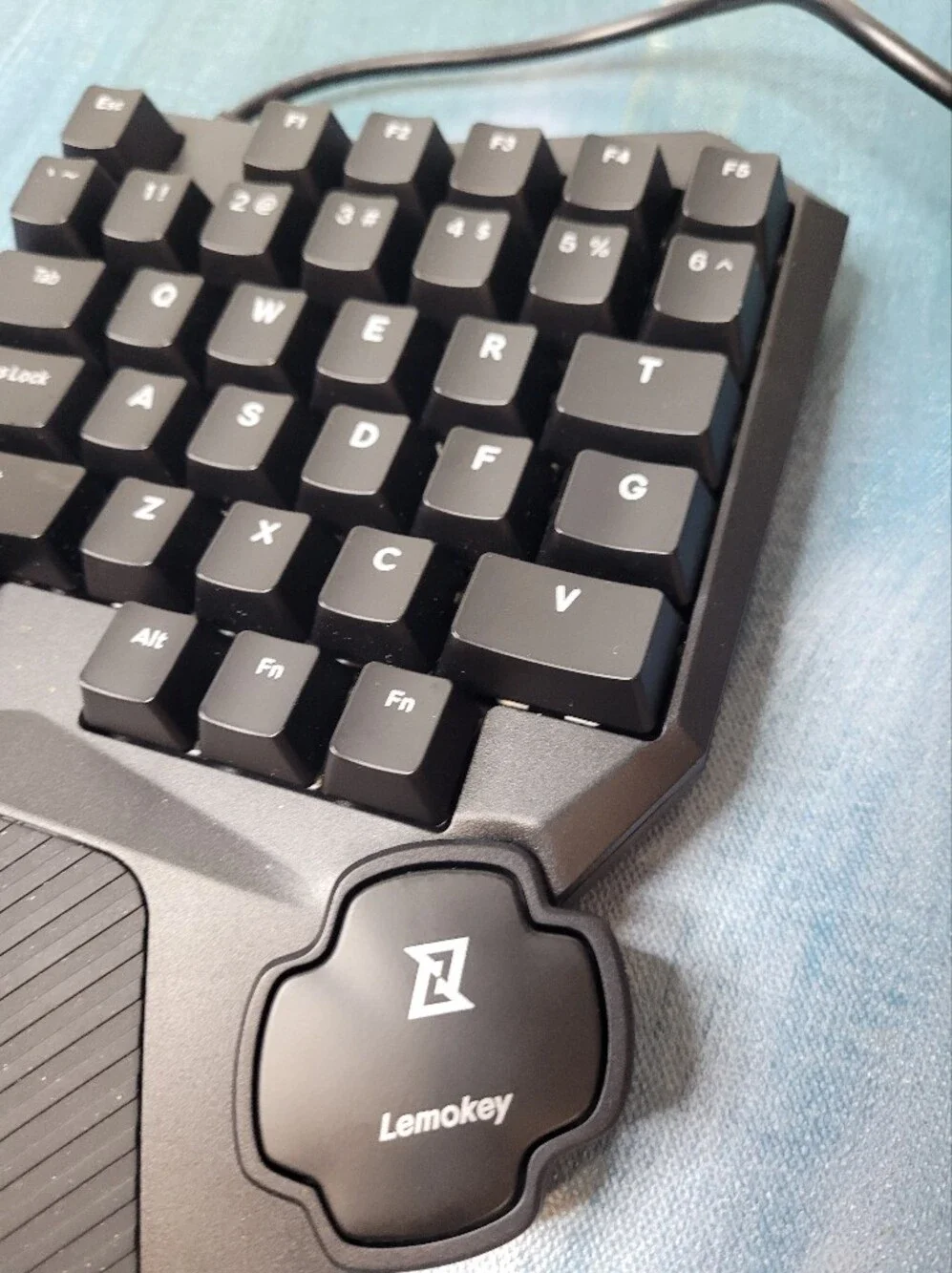 Lemokey XO-A3 Mechanical Gaming Keypad